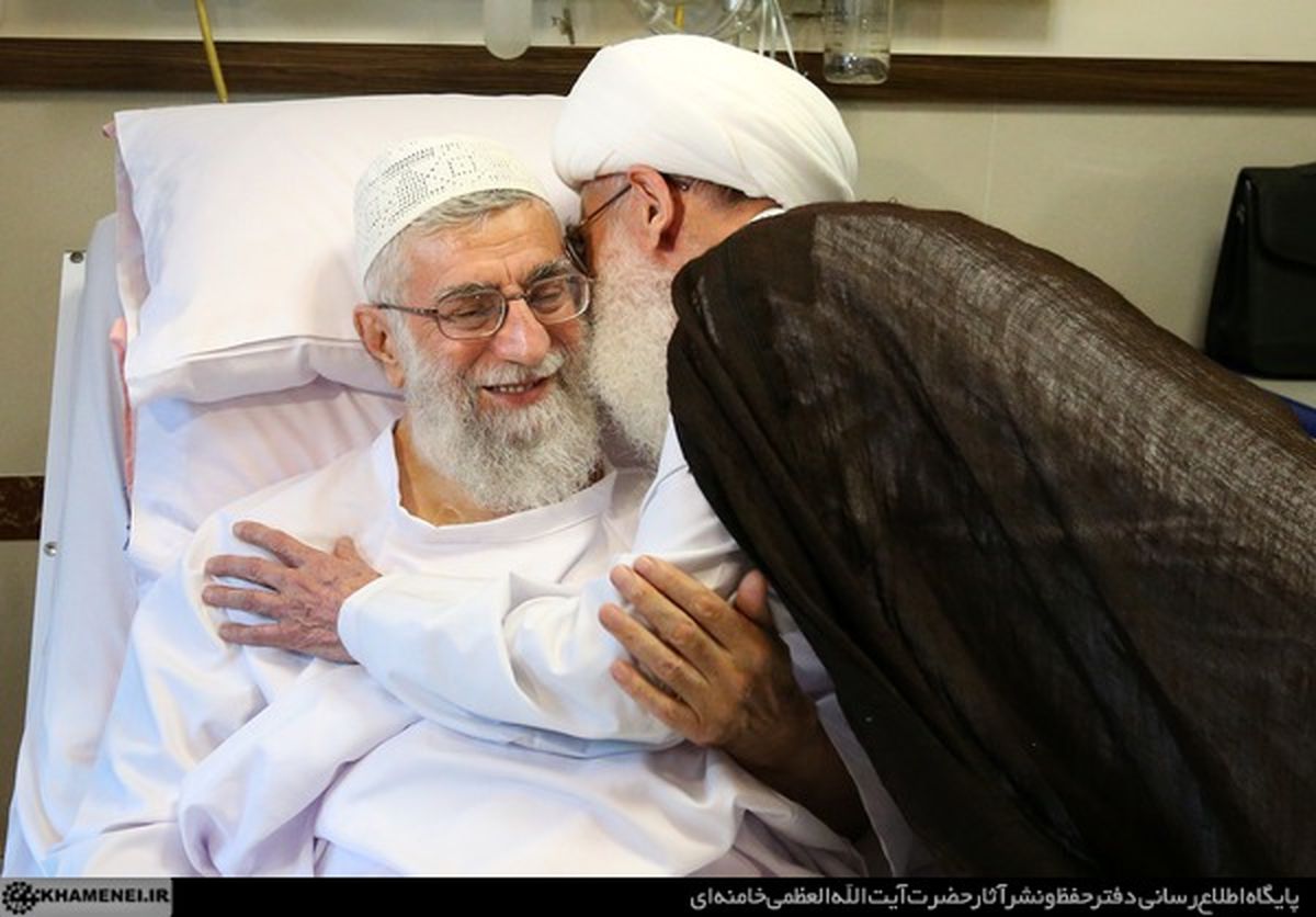 عیادتآیتاللهنوریهمدانیازرهبرانقلاب/تصاویر