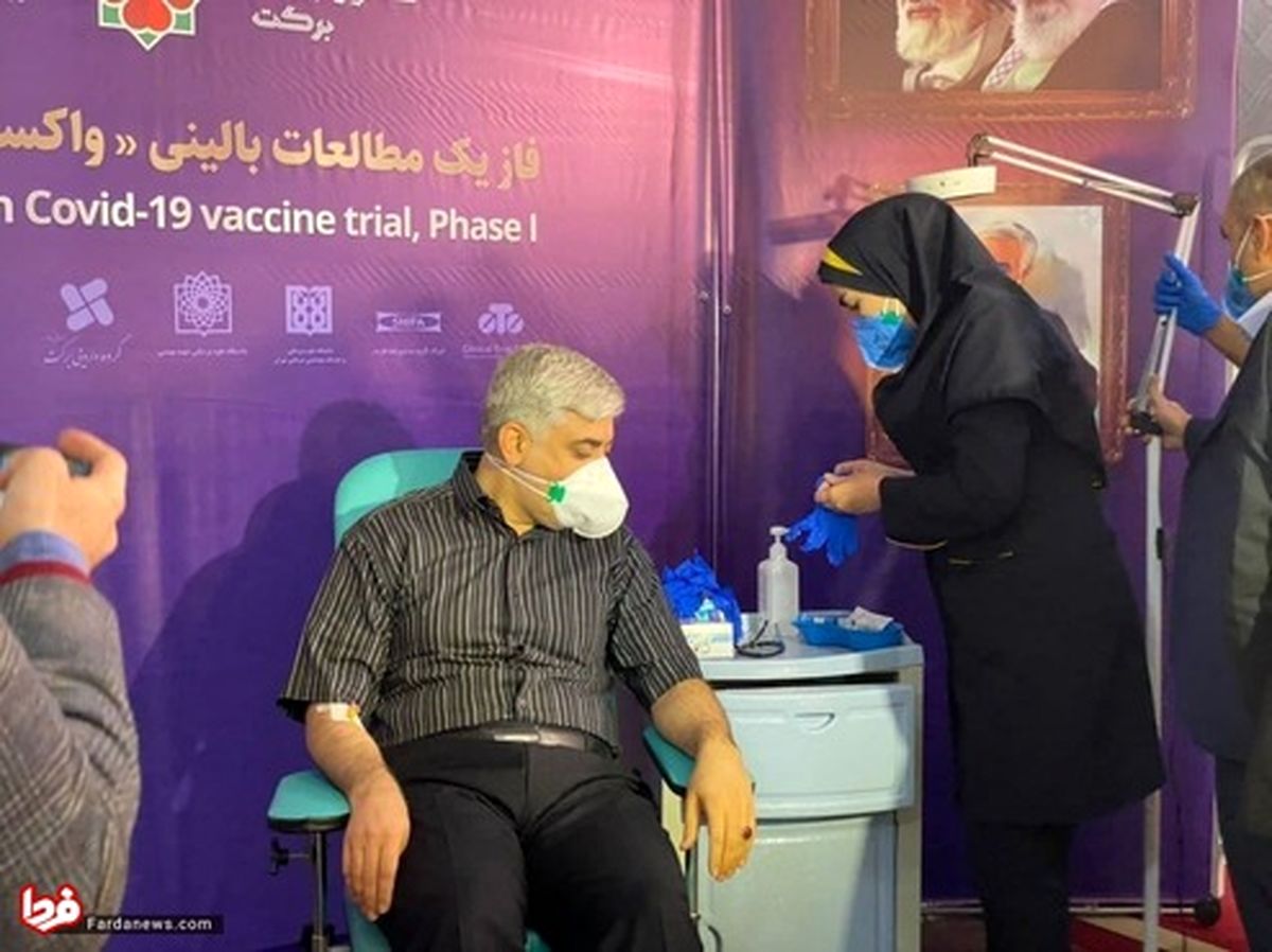 عکس: دومین داوطلب تزریق واکسن کرونا