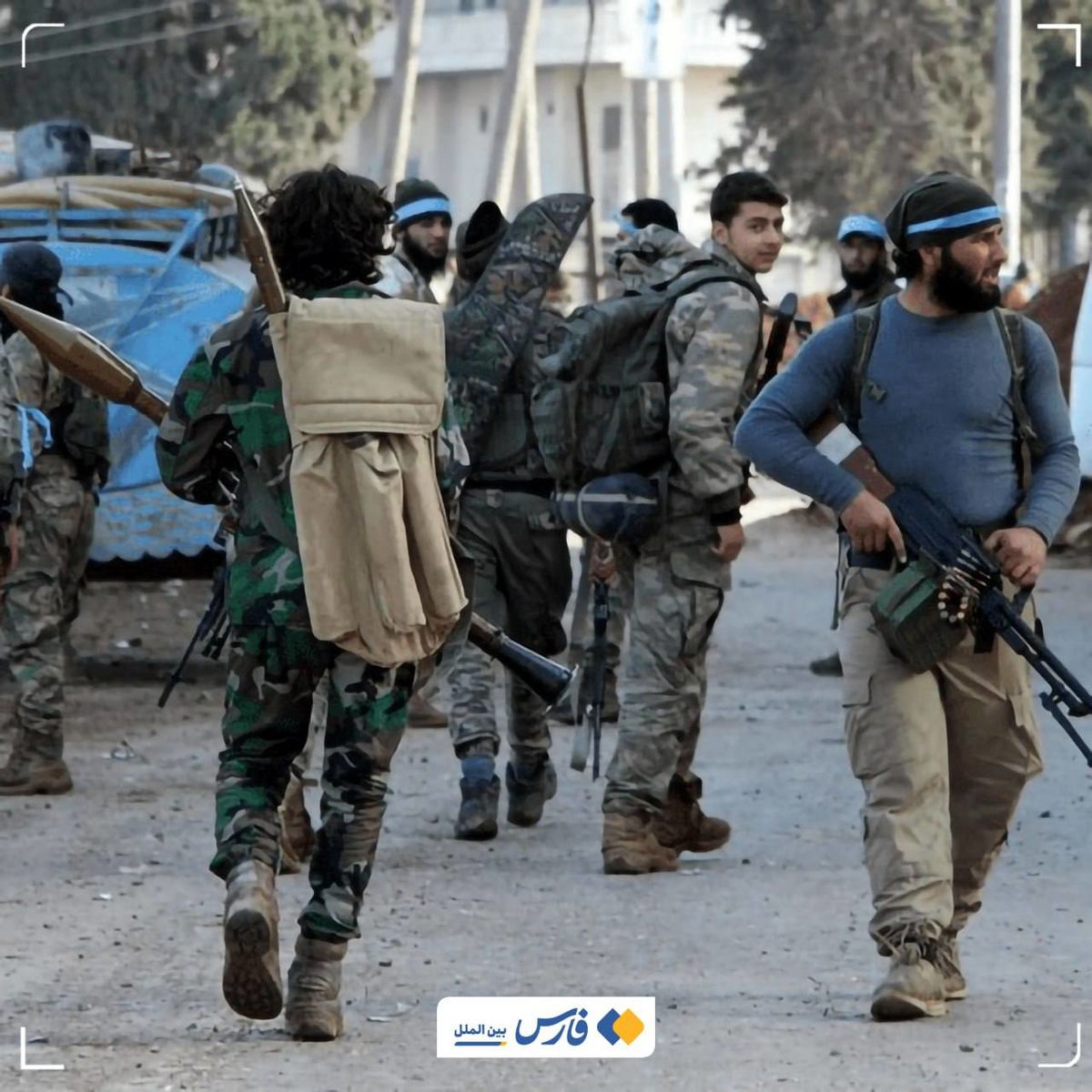 حمله عناصر جولانی به تظاهرات کنندگان مسالمت‌جو