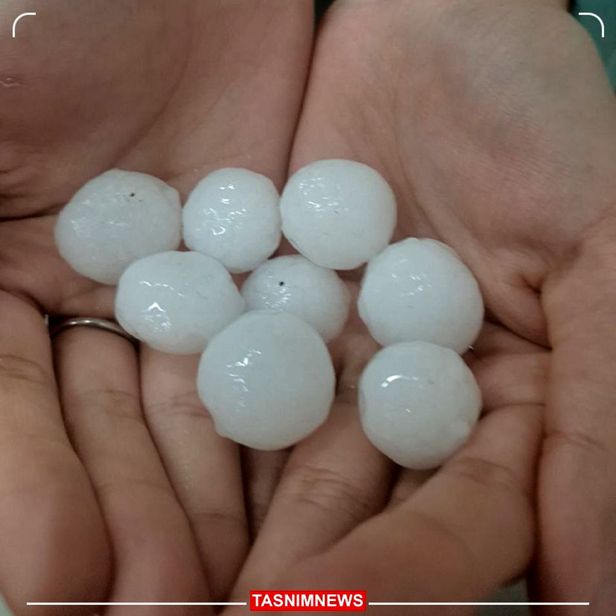  تصاویری از بارش تگرگ در تهران