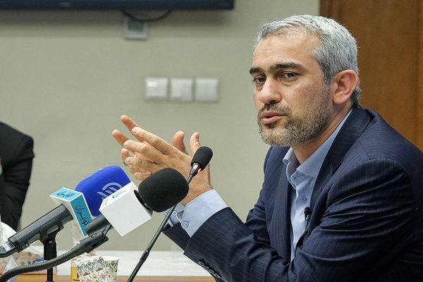 خبر وزیر اقتصاد از تعیین تکلیف بانک‌های ناتراز