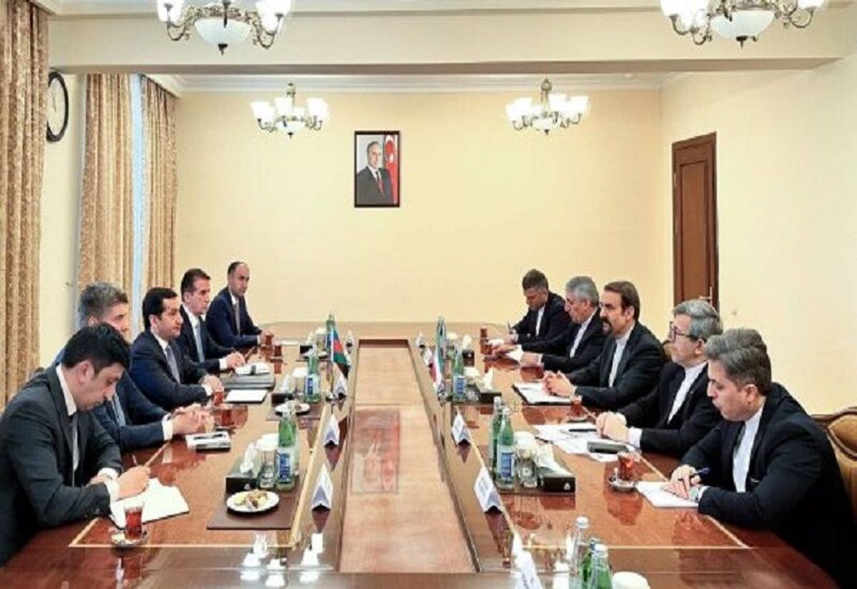 دیدار مشاور رئیسجمهور با وزیر خارجه آذربایجان