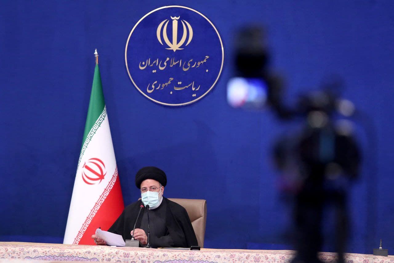 توصیه رئیس‌جمهور درباره برگزاری اجتماعات و مراسم‌ها 