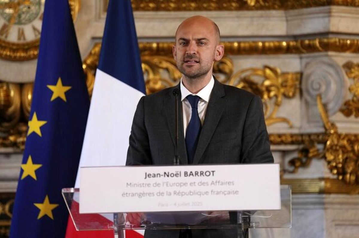 تهدید دوباره پاریس به بازگرداندن تحریم‌های ایران