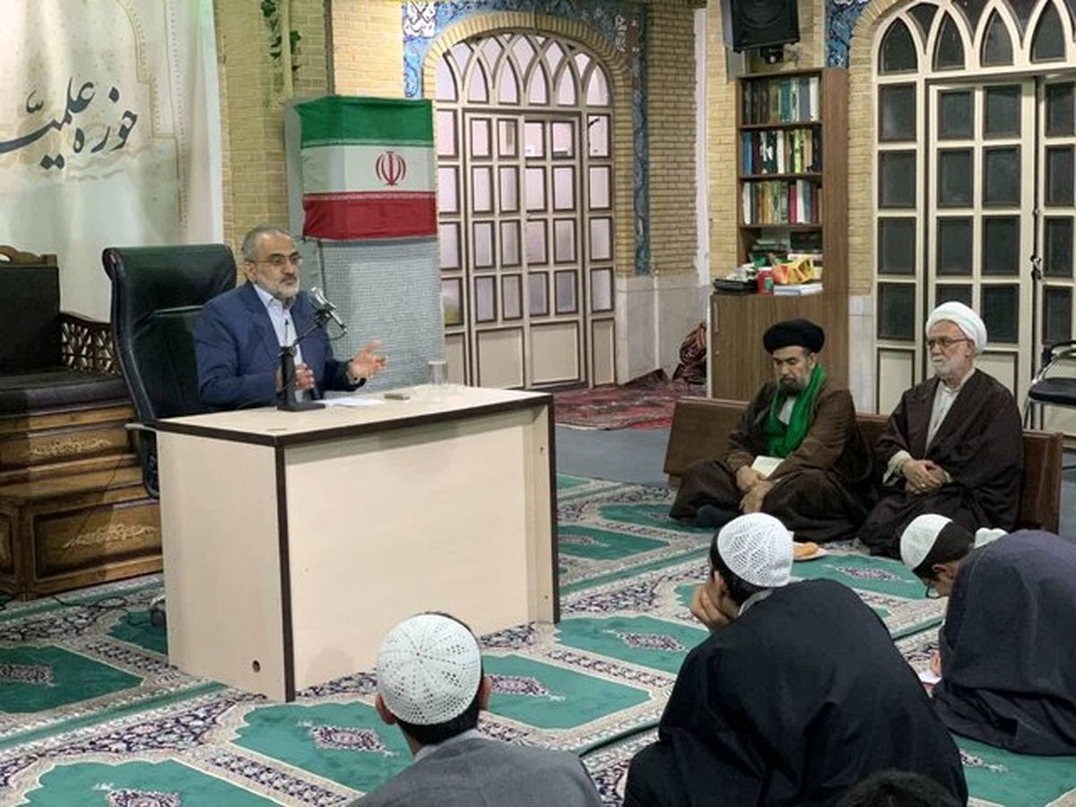 حسینی: دشمنان از شگردهای تبلیغاتی و روانی برای پیشبرد اهداف خود بهره برداری می کنند