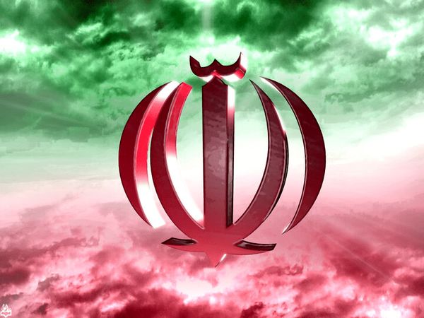 خزائی: امضای ملت ایران در دفاع از کشور خون صدها هزار شهید است