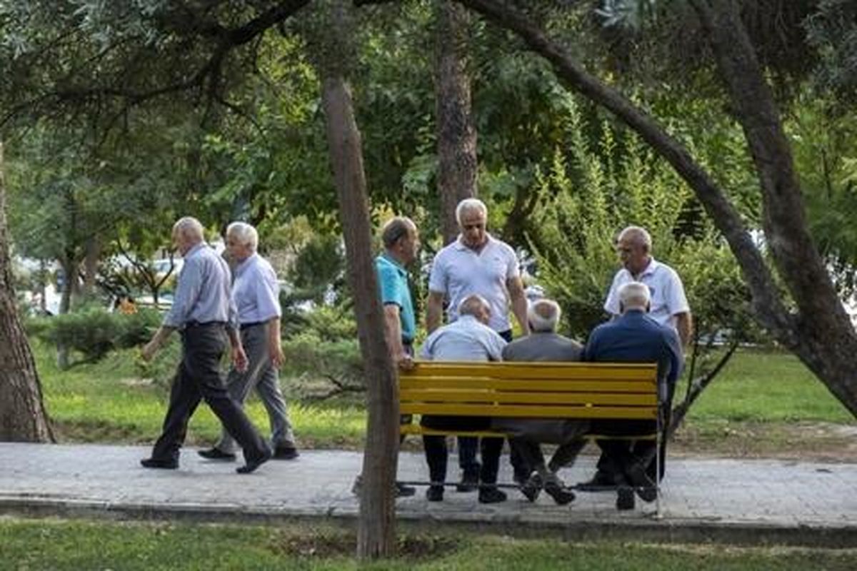تغییرات جدول زمان بندی واریزی حقوق بازنشستگان مهر ۱۴۰۴ | خبر داغ اول صبح از مبلغ فیش حقوق بازنشستگان دارای فرزند  