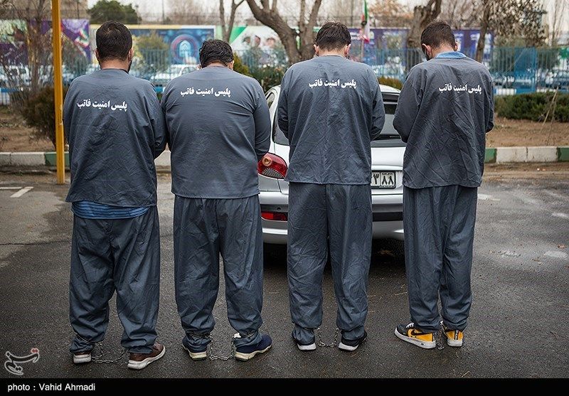 تصاویر: بازداشت اعضای باند سریع و خشن