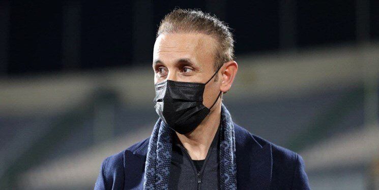 سرمربی پرسپولیس از جامعه داوری عذرخواهی کرد