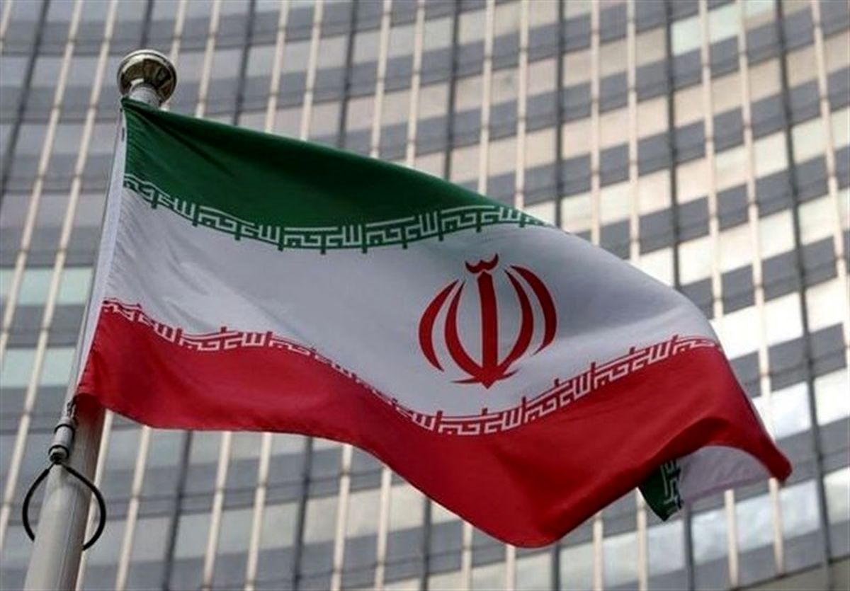 العربیالجدید: کشورهای عربی باید از ایران درس قدرت و استقلال بگیرند