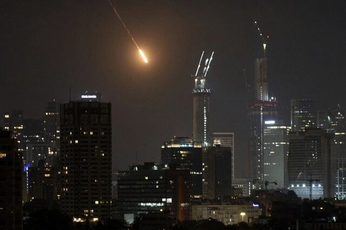 حمله ایران پناهگاه نظامی مخفی اسرائیل در قلب تل‌آویو را لو داد