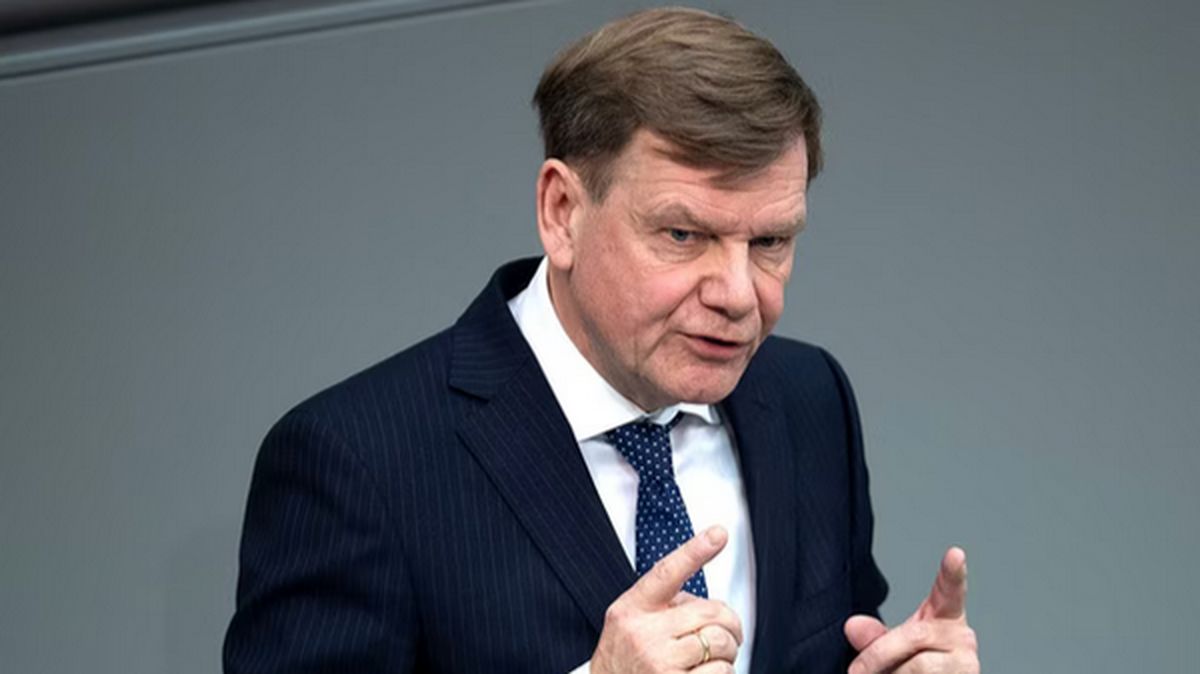 آلمان: از ایران میخواهیم از NPT خارج نشود