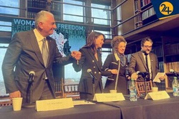 داستان یک اپوزیسیون فلج