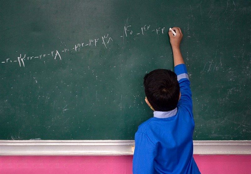 شروع متفاوت یک دبستان در تهران با ۶ شهید همزمان با اول مهر
