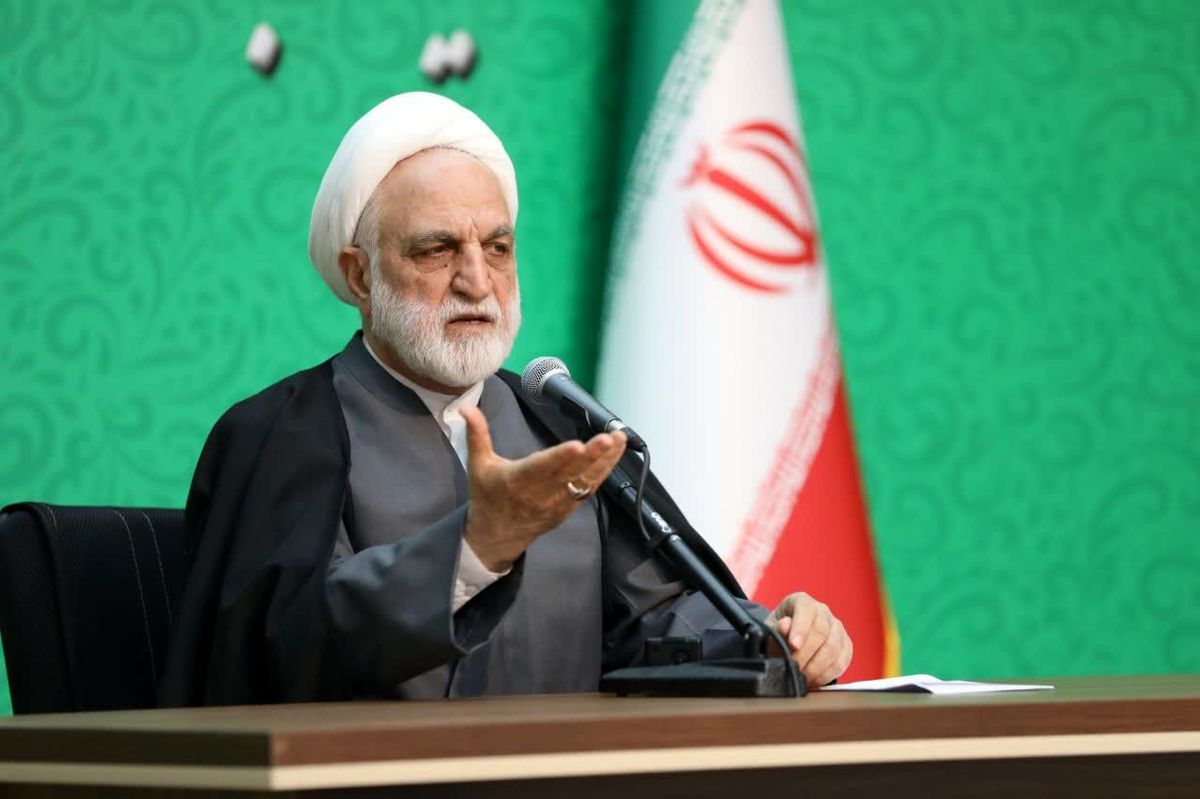 هشدار اژه‌ای به اهانت کنندگان به پرچم ایران 