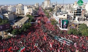  تصاویر هوایی از تشییع پیکر مطهر رهبر شهید در مشهد