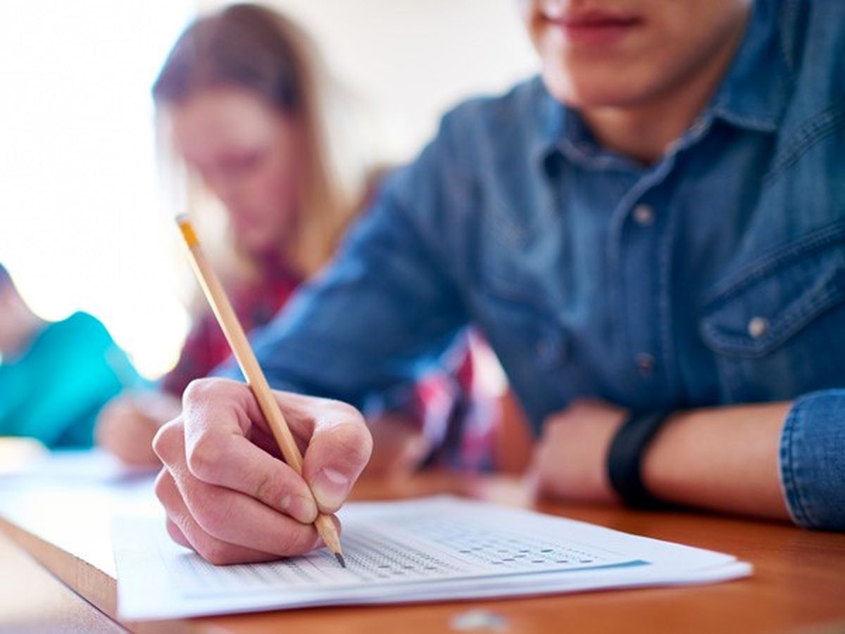 راهنمای انتخاب و خرید بهترین کتاب جامع کنکور هنرستان