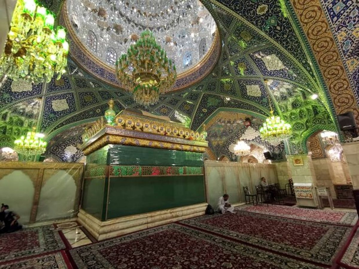 فیلمی از ورود هیئت تحریرالشام به حرم حضرت رقیه(س)