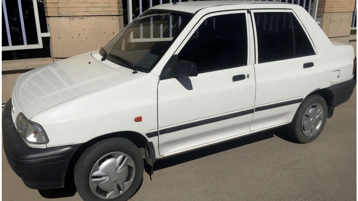 محافظت عجیب از پراید!+ فیلم