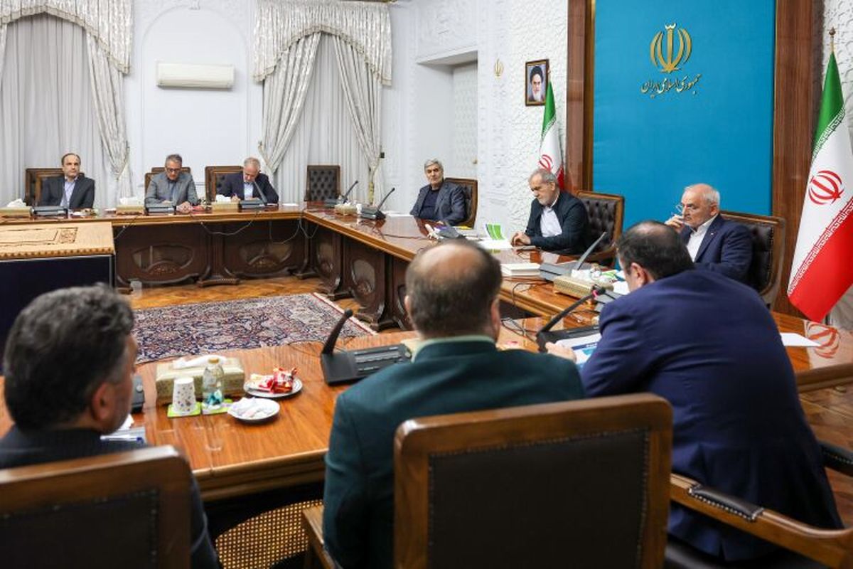 رئیس‌جمهور: بنای دولت بهره‌گیری از تحولات تکنولوژیک و فناورانه برای تصمیم‌گیری‌ها است