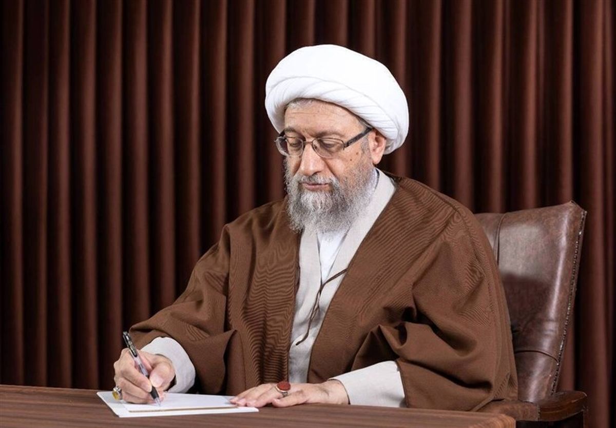 آملی لاریجانی: استقامت ملت ایران ترسیم شده با خون سیدالشهدا (ع) است