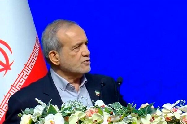 پزشکیان دوچرخه سوار شد | قائم پناه از رئیس جمهور عقب افتاد+ تصاویر