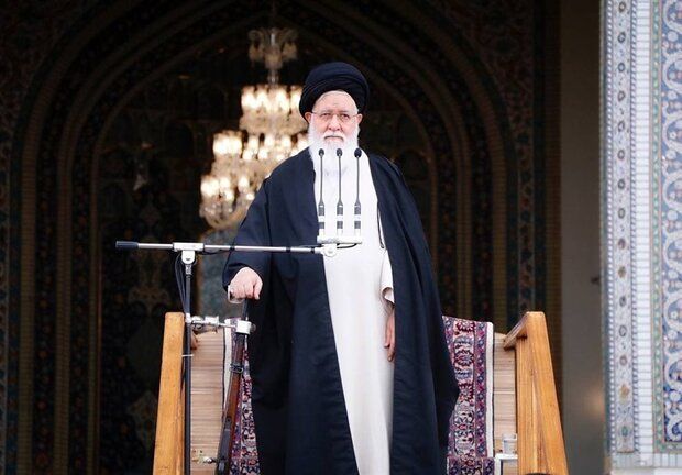 علم‌الهدی: وزرا با الگوی سایر دولت‌ها ارزیابی نشوند
