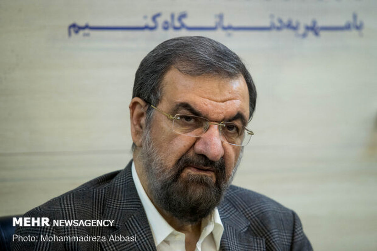 محسن رضایی: باید از حالت کارخانه داری خارج شویم