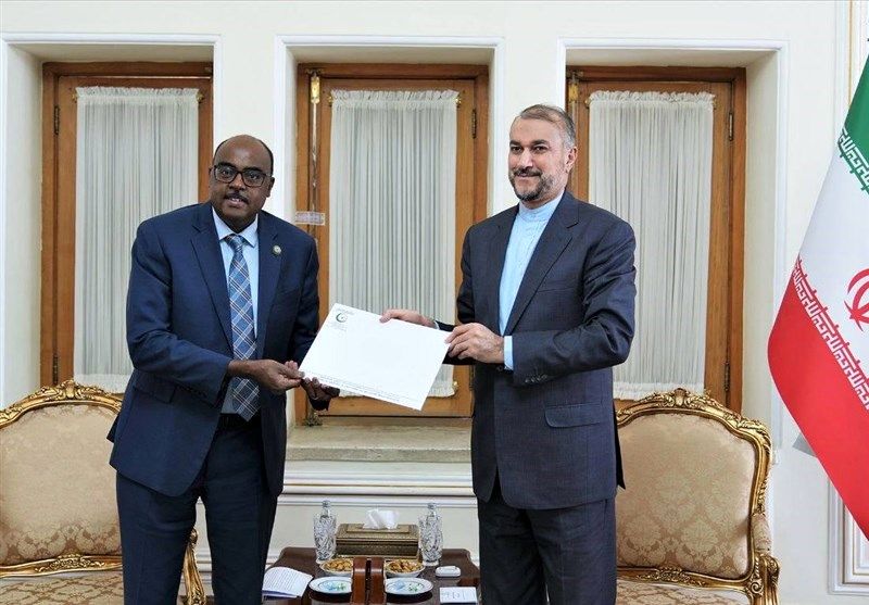  دیدار فرستاده ویژه سازمان همکاری اسلامی در امور افغانستان با امیرعبداللهیان