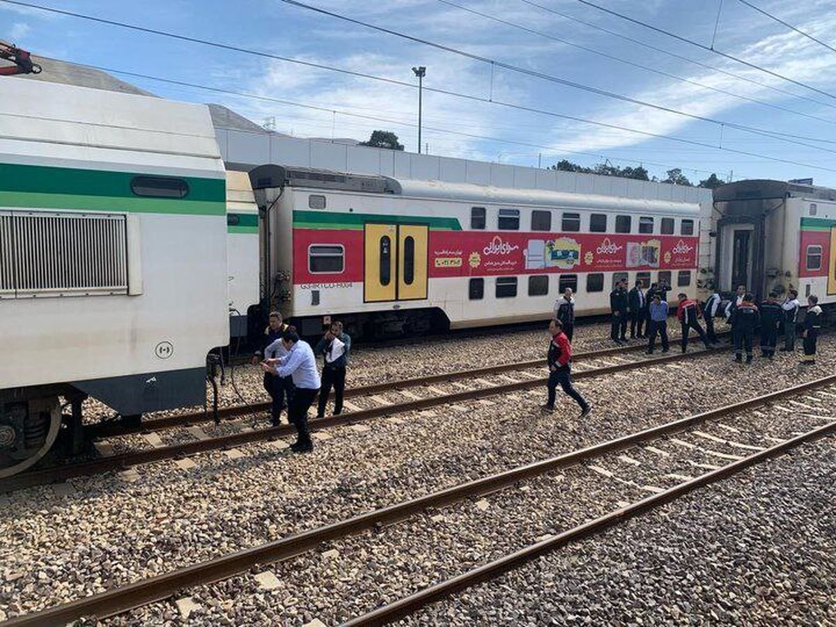 خبر فوری برای مسافران  مترو | اختلال در حرکت قطارهای خط ۵ متروی تهران 