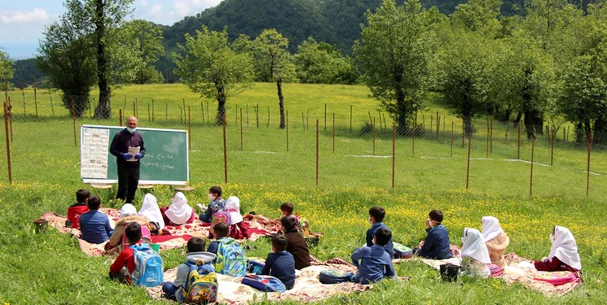 آیا دانشآموزان در مهر امسال به مدرسه میروند؟