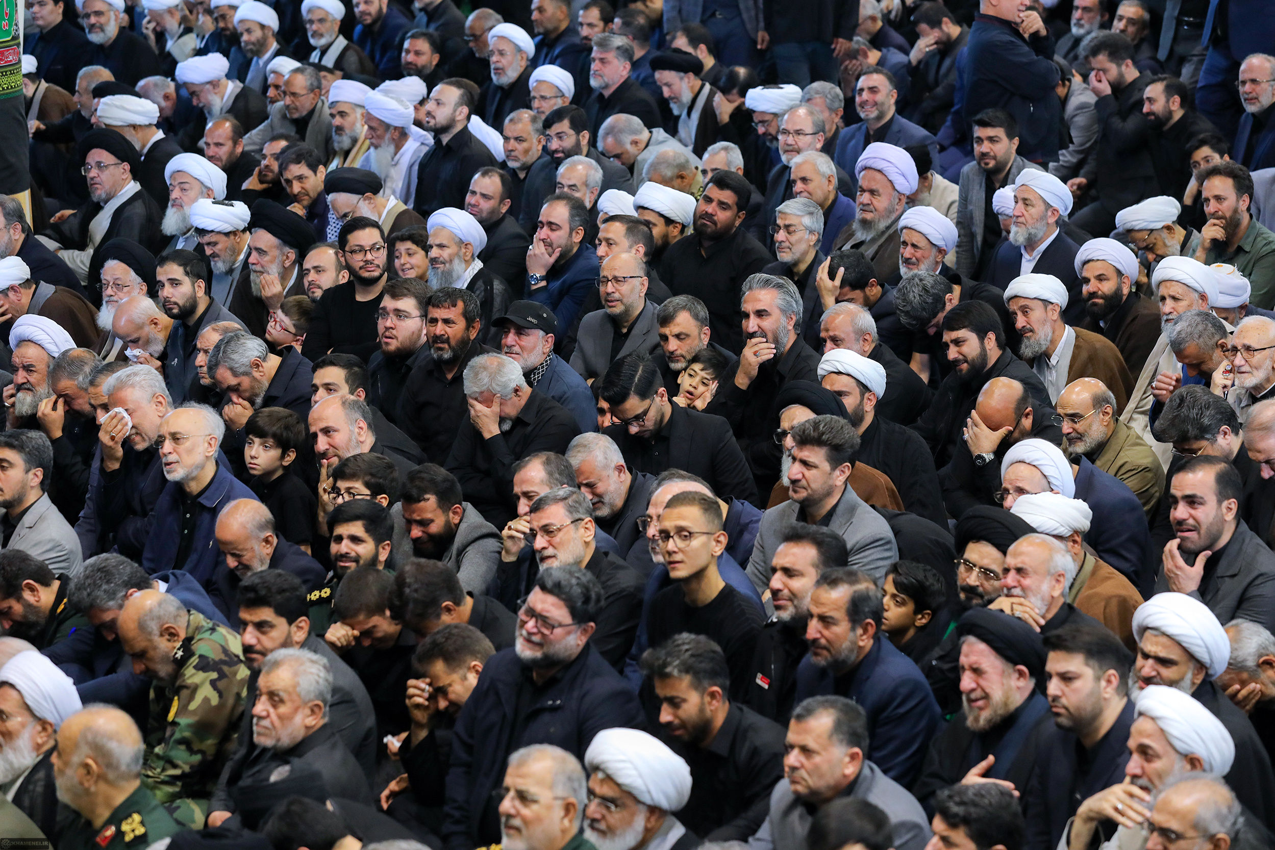 آیین گرامیداشت رئیس‌جمهور شهید و همراهان با حضور مقامات خارجی