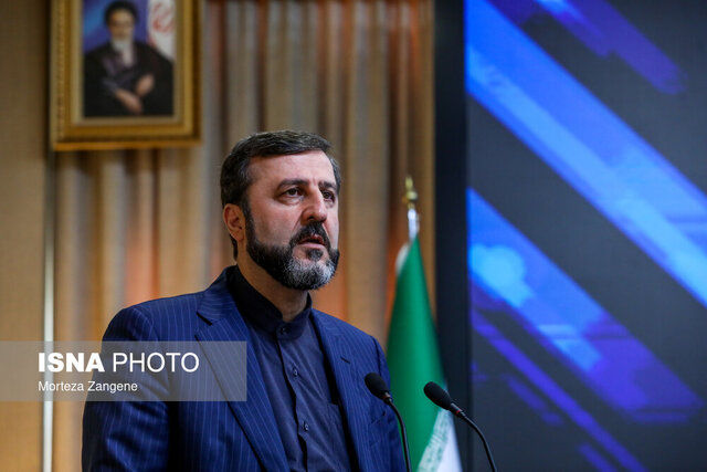 غریب‌آبادی: با توجه به آرایش جنگی دشمن مذاکره اولویت نیست