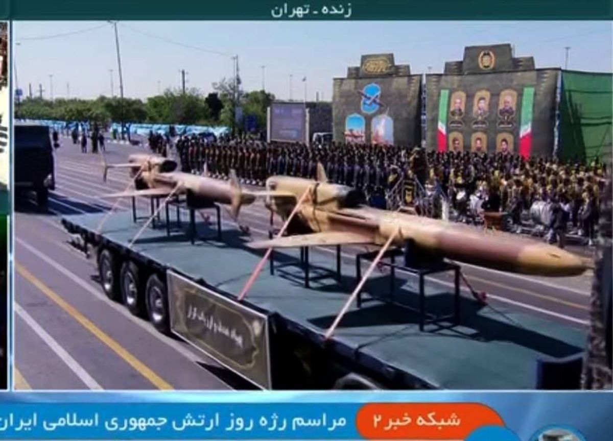 عبور پهپادهای هجومی کرار و آرش ۱ از مقابل جایگاه