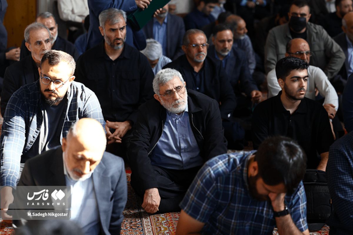 حضور سردار قاآنی در مراسم تشییع پیکر سردار افشار +عکس