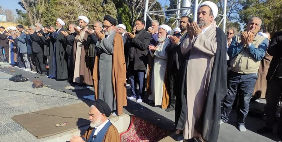 اصفهانیها نماز باران خواندند