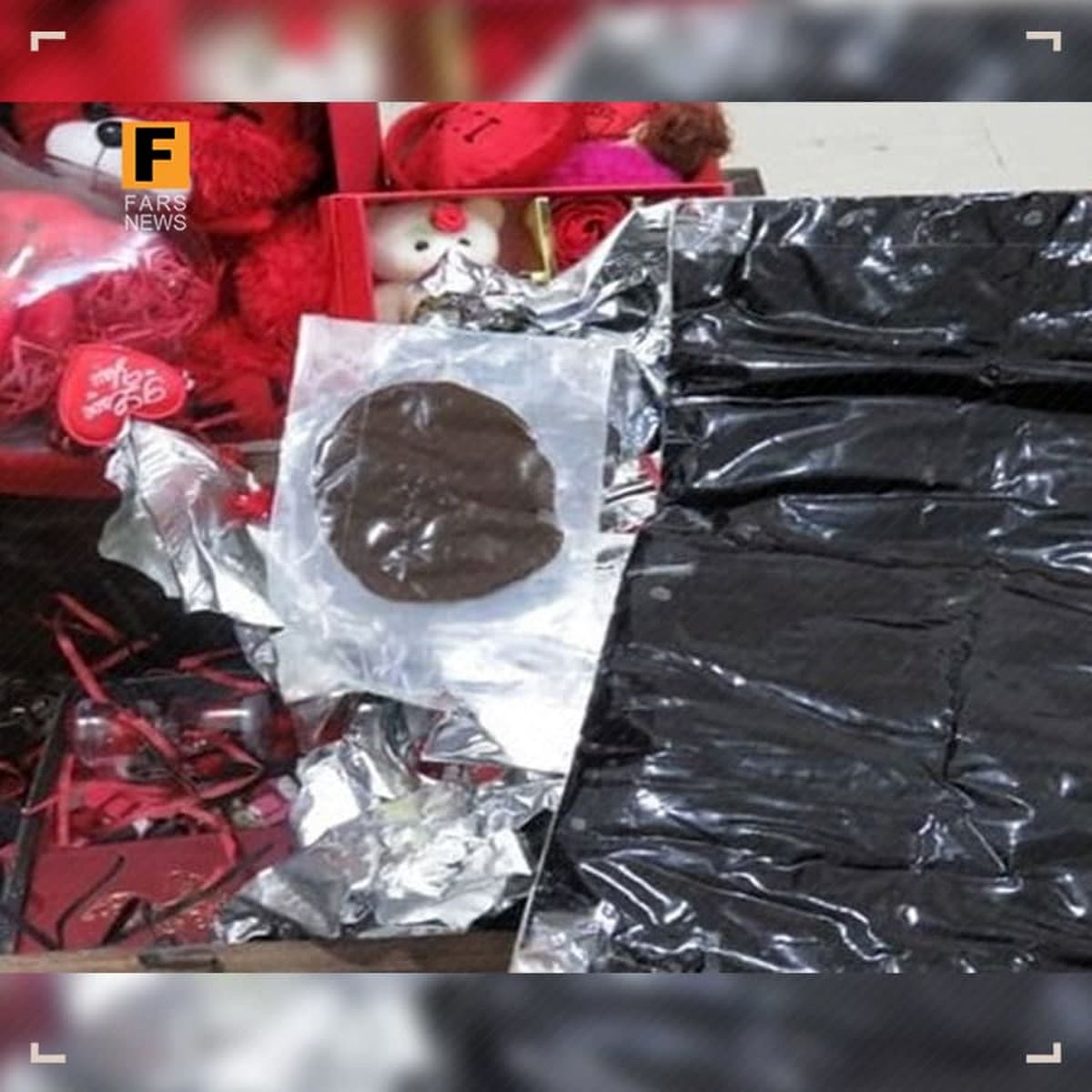 شیره تریاک، کادوی روز ولنتاین به سوئد +عکس