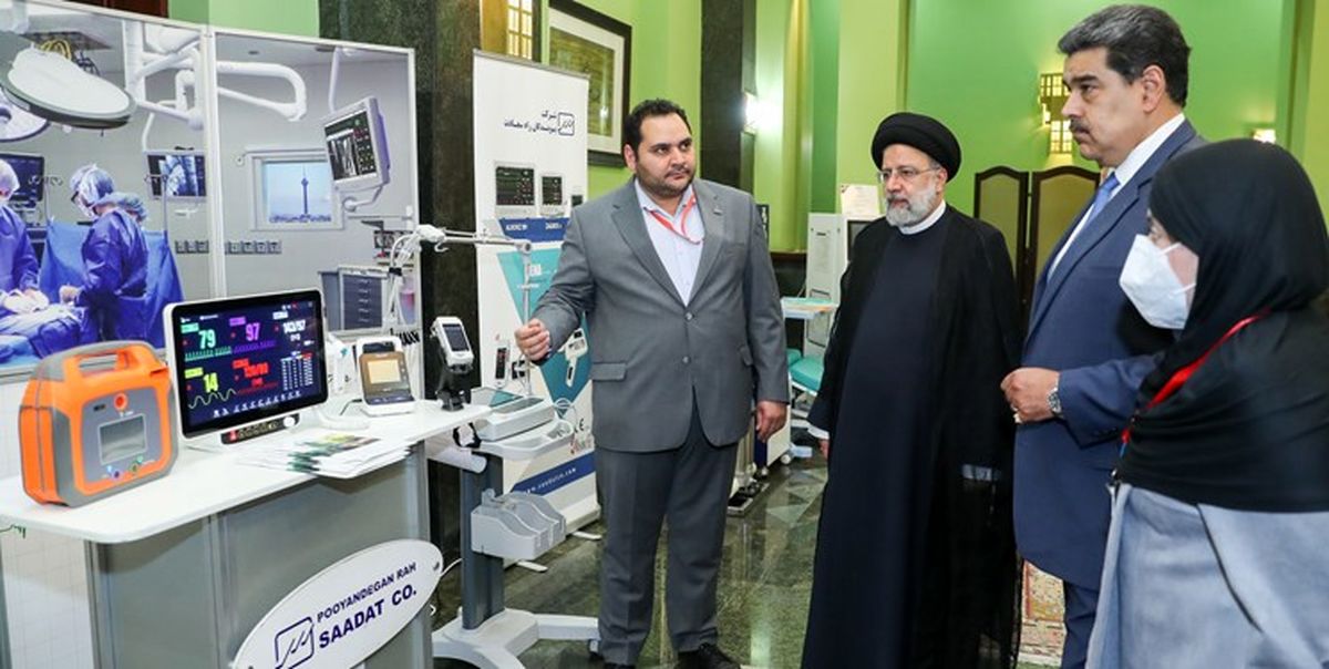 بازدید روسای جمهور ایران و ونزوئلا از نمایشگاه دستاورد شرکتهای ایرانی