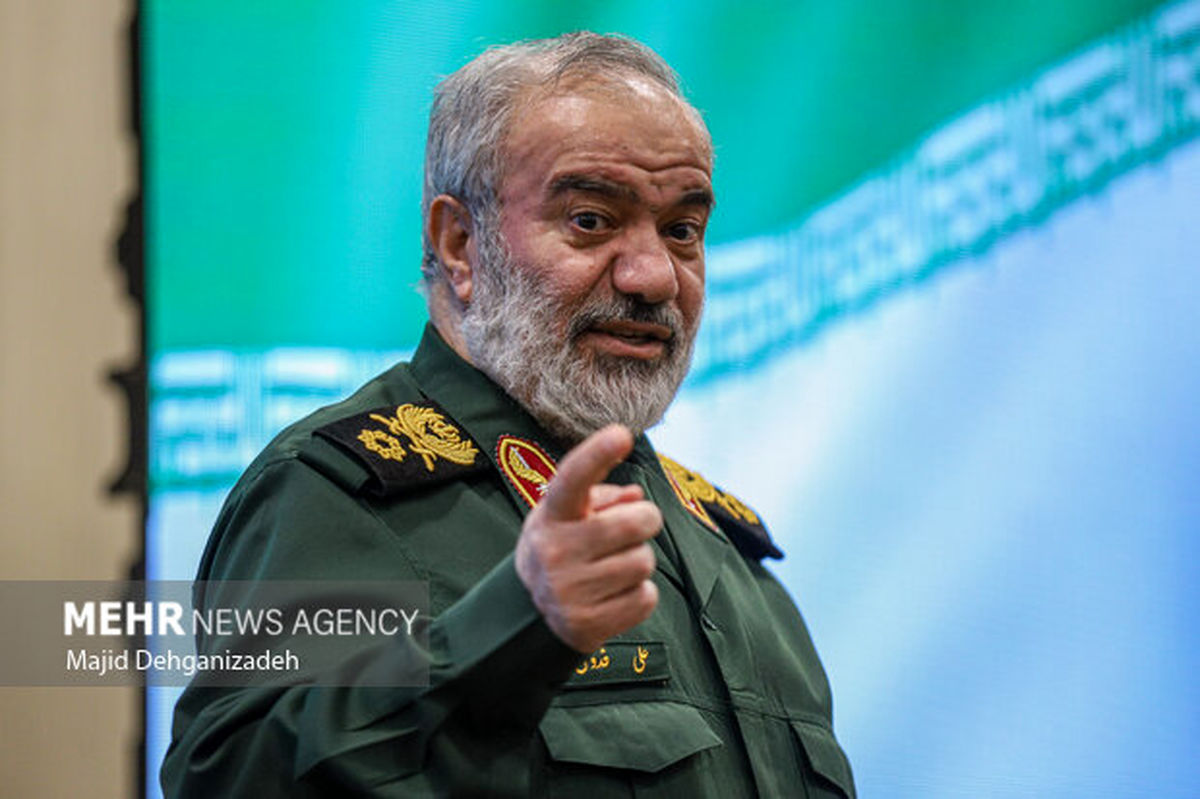 سردار فدوی: ۴۰ هزار پاسدار در راه انقلاب به شهادت رسیدند