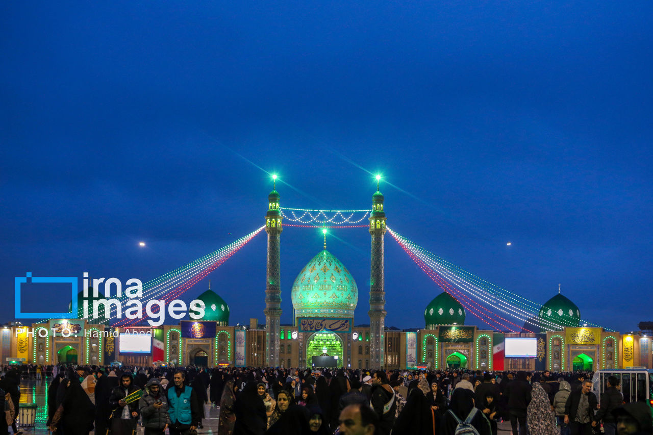 شب نیمه شعبان در مسجد جمکران