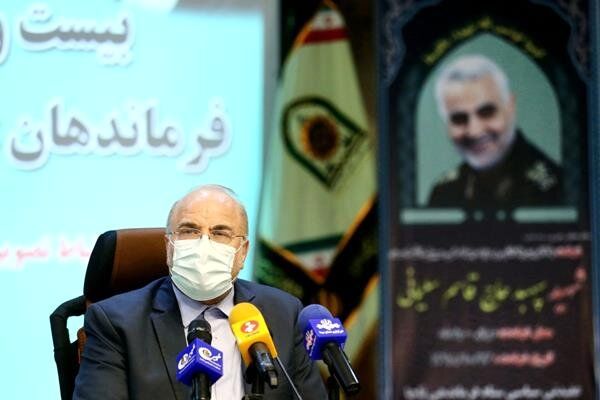 قالیباف: ابرقدرت‌ها در مقابل اراده ملت ایران زانو می‌زنند، اما مردم رنج می کشند