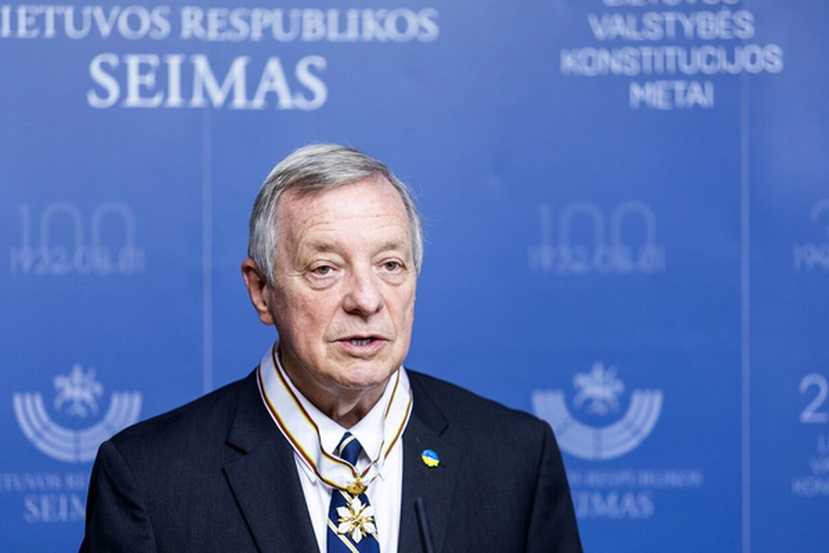 انتقاد سناتور آمریکایی از طرح صهیونیستی توزیع کمک در غزه