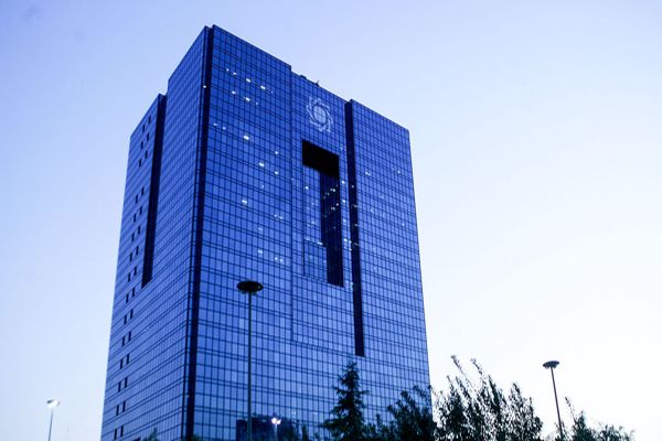 ۶ هزار حساب مشکوک به پولشویی در بازار ارز مسدود شد