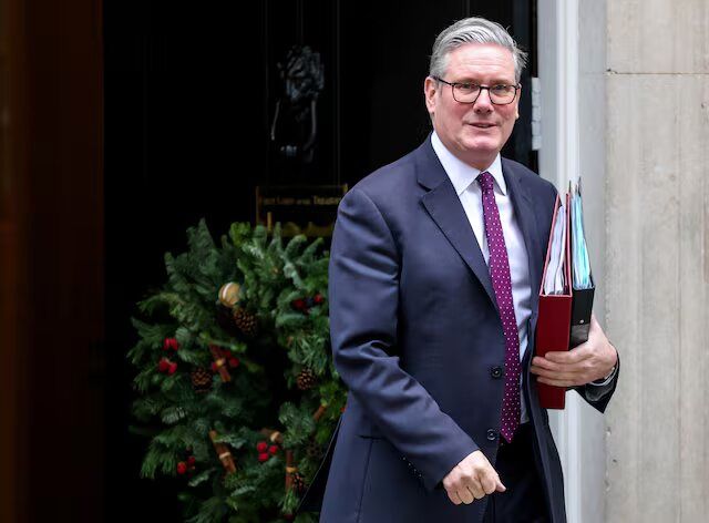 موضع استارمر درباره گفت‌وگوهای ایران و آمریکا