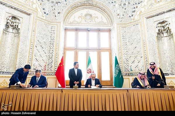  ایران، چین و عربستان در پی گسترش همکاری ها