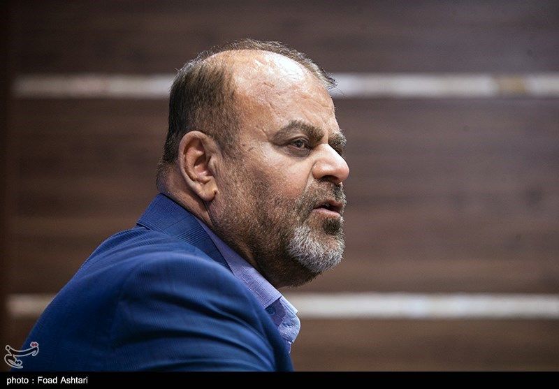 رستم قاسمی: با آقای احمدینژاد ارتباطی نداشتهام