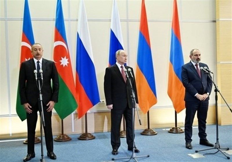 گفتگوی علیاف و پاشینیان در حضور پوتین