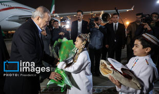 تصاویر: سفر رییس جمهور به ترکمنستان