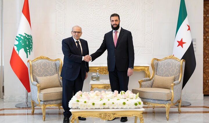 توصیه جولانی به لبنان: اشتباه ما در مذاکره با اسرائیل را تکرار نکنید!