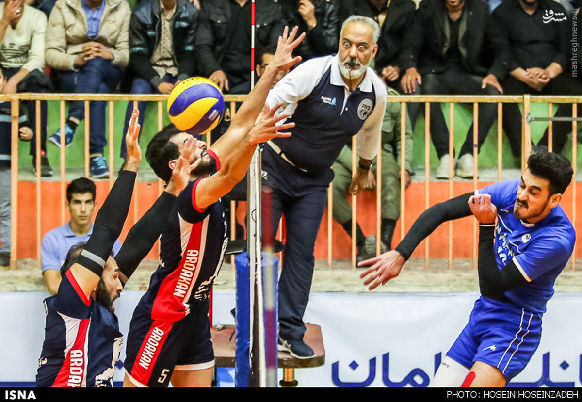 عکس: دقت عجیب داور در والیبال